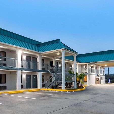 Motel Baymont By Wyndham Biloxi - Ocean Springs Exterior foto