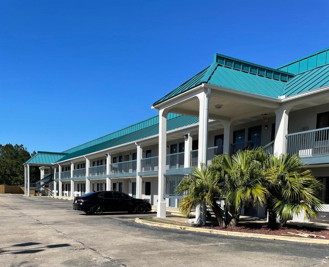 Motel Baymont By Wyndham Biloxi - Ocean Springs Exterior foto