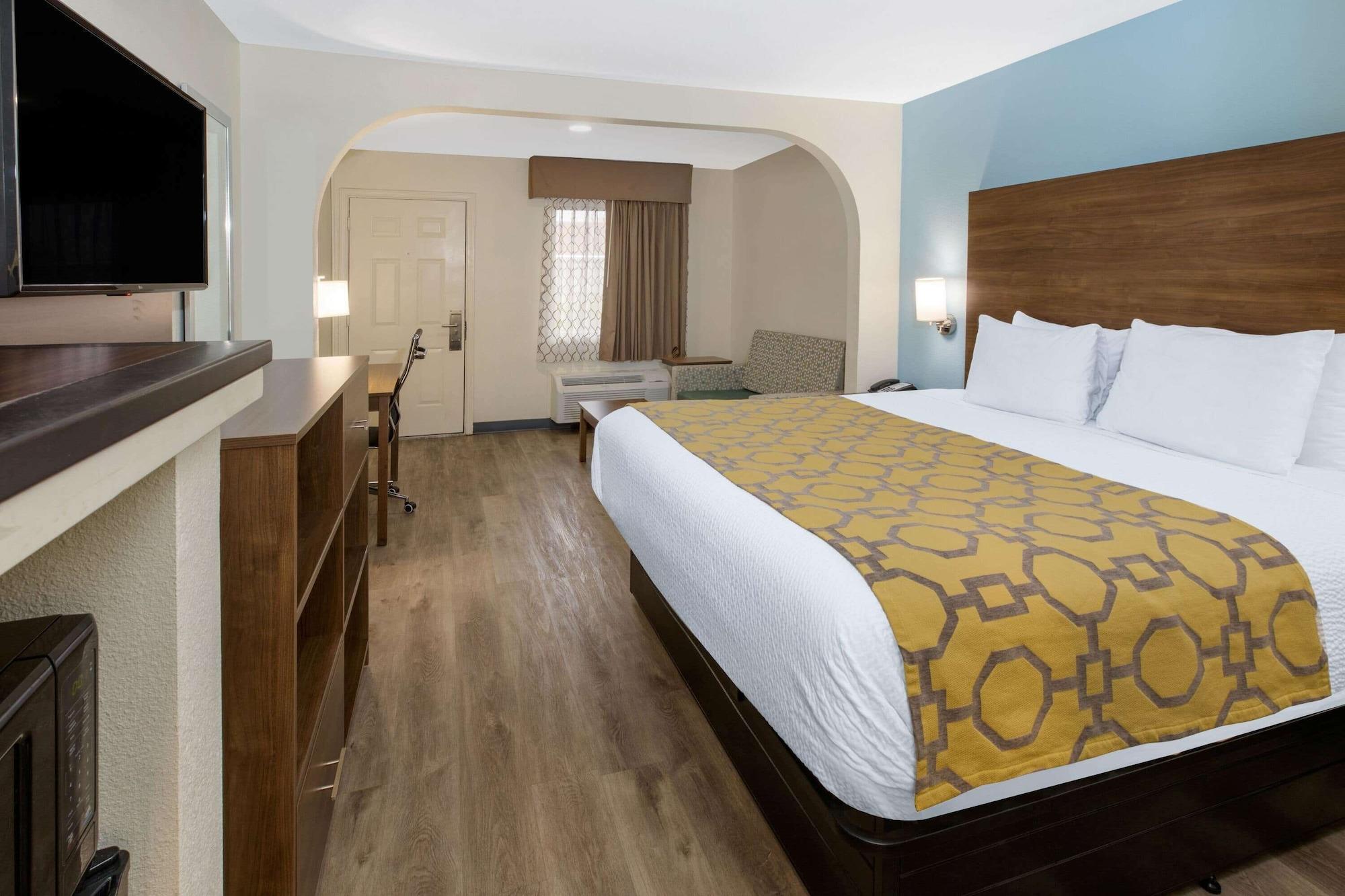 Motel Baymont By Wyndham Biloxi - Ocean Springs Exterior foto